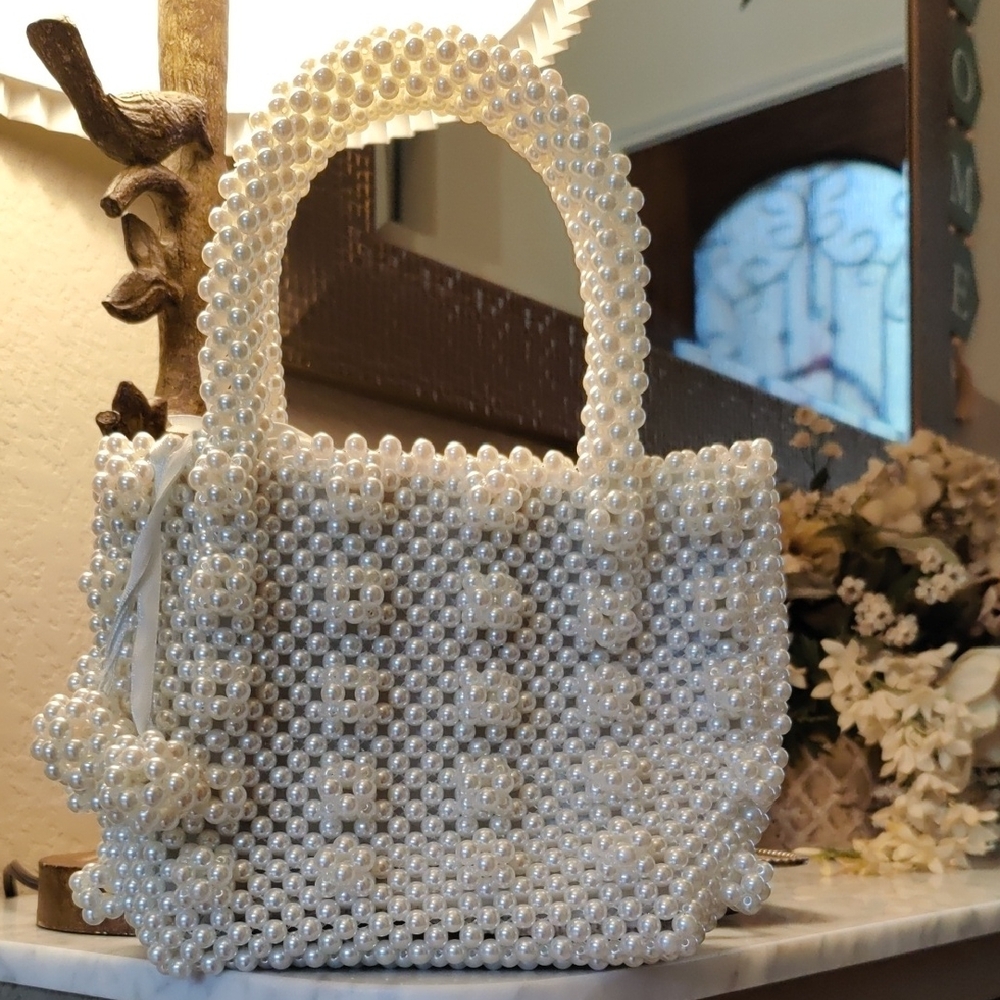 Shrimps Style Pearl Beaded Purse With Inner Drawstring Pouch Chic Bridal Bag